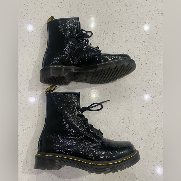 NWOT Dr. Martens Distressed Patent Leather Boots - Picture 4 of 5